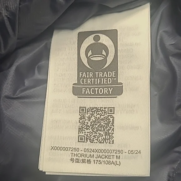 Arc'teryx Thorium Jacket Men's - Black Sapphire, Large - Season 2024 - Picture 7 of 11